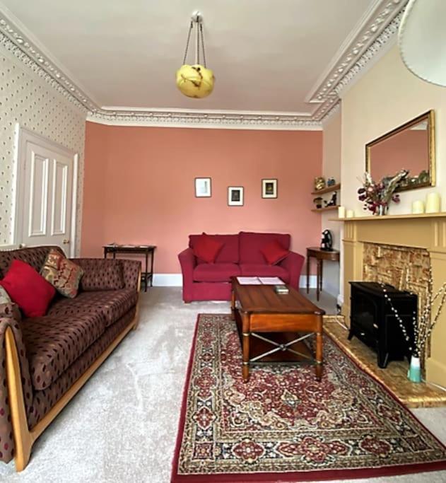 St John'S Flat Spacious Accomodation Dalry  外观 照片