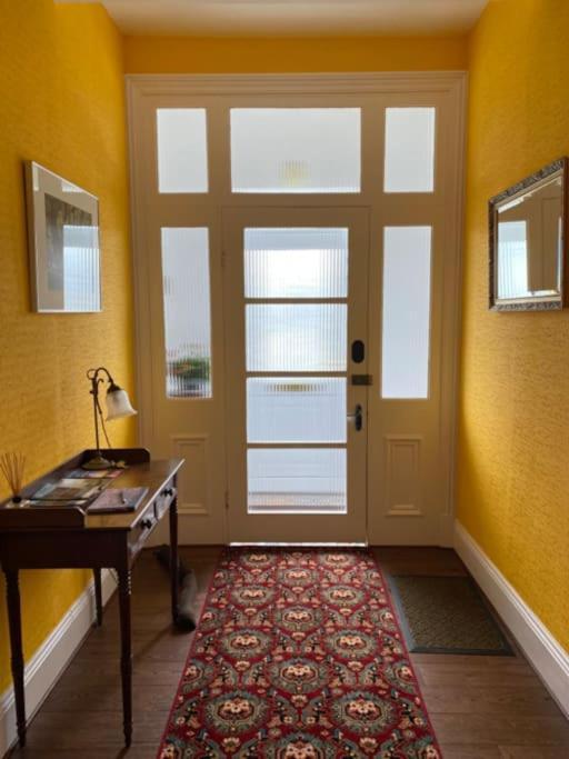 St John'S Flat Spacious Accomodation Dalry  外观 照片