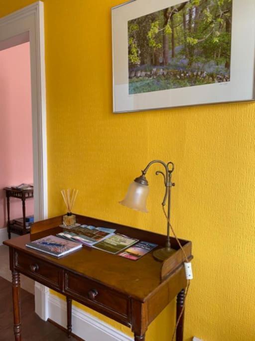 St John'S Flat Spacious Accomodation Dalry  外观 照片