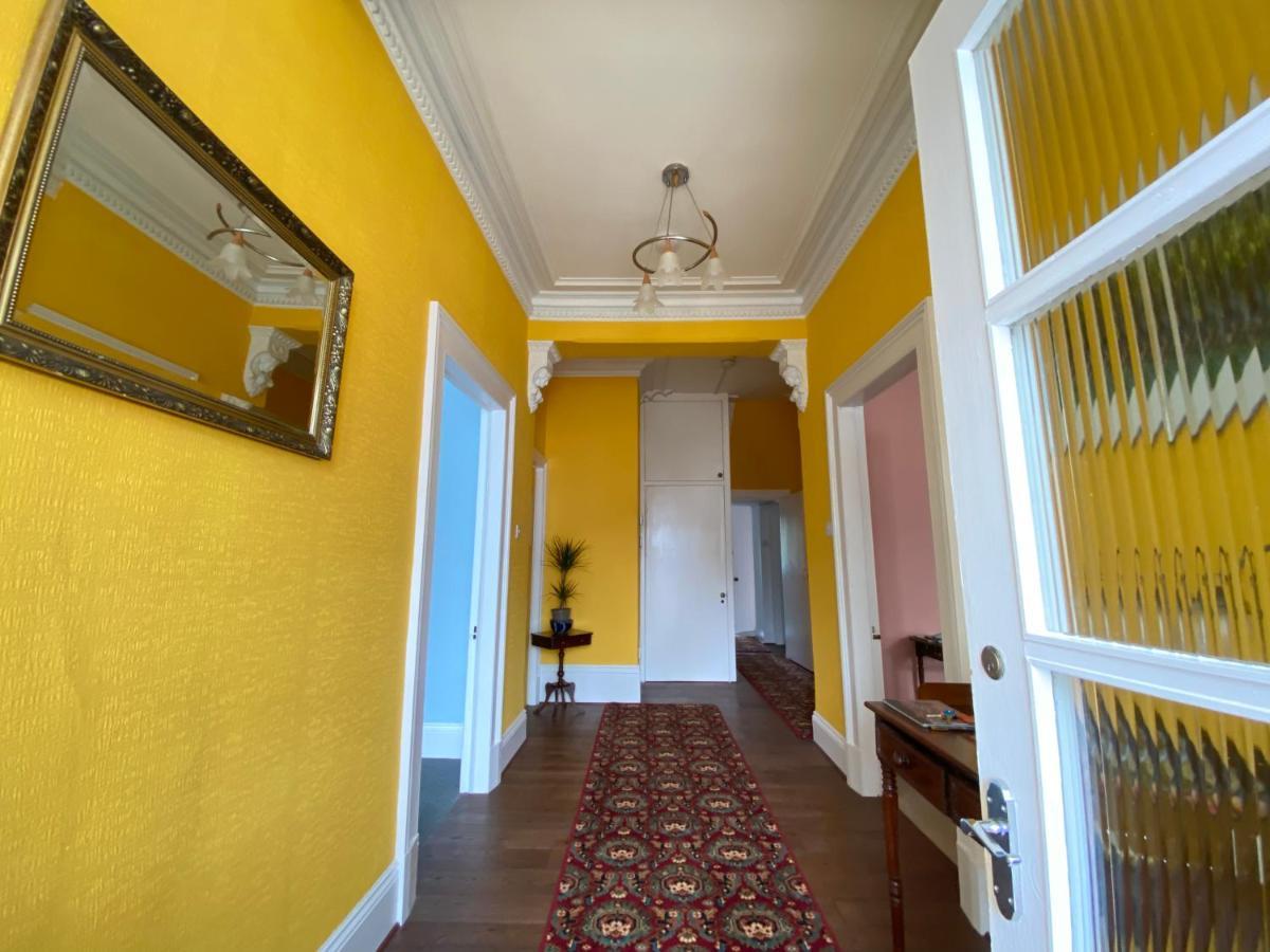 St John'S Flat Spacious Accomodation Dalry  外观 照片