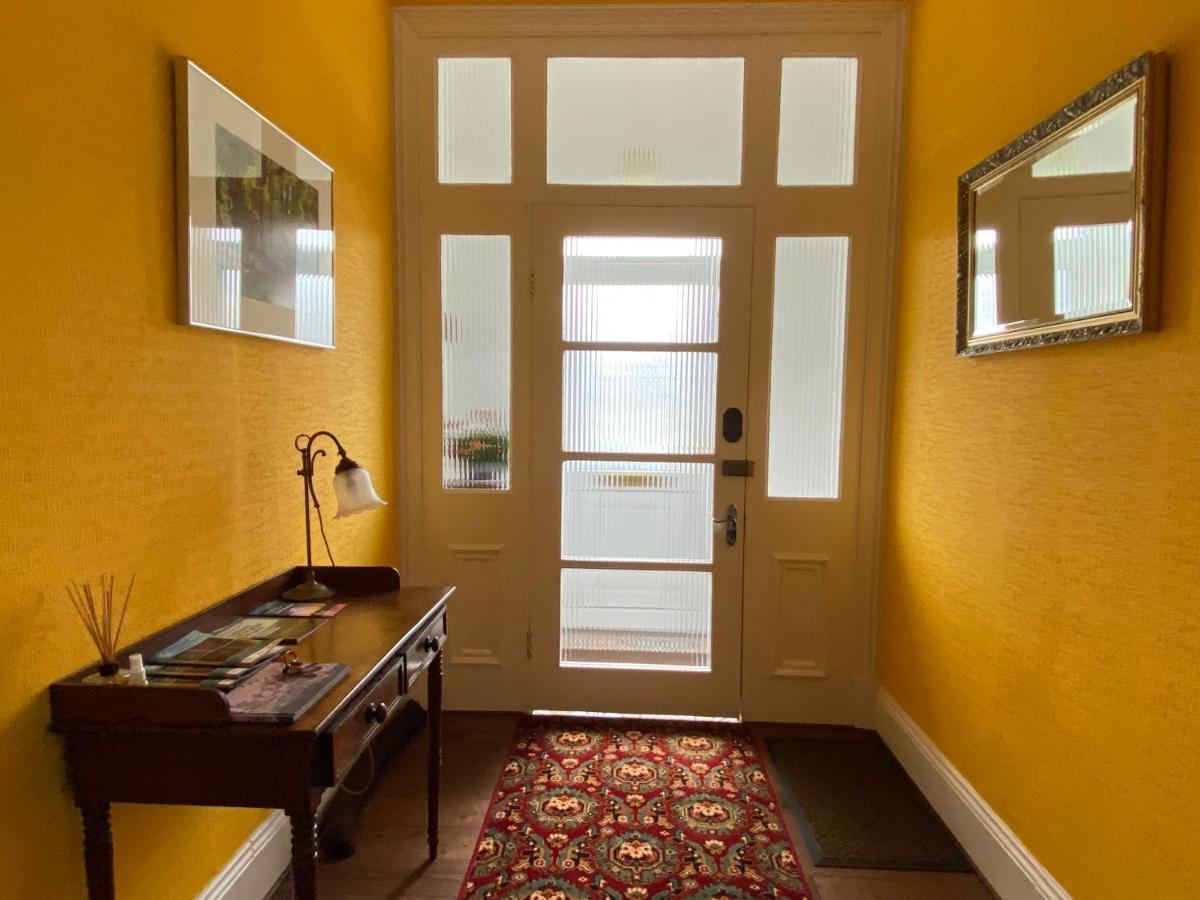 St John'S Flat Spacious Accomodation Dalry  外观 照片